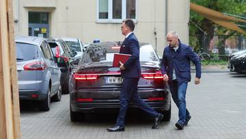 Mówił o "zamachu stanu". Szymon Hołownia stawił się w prokuraturze