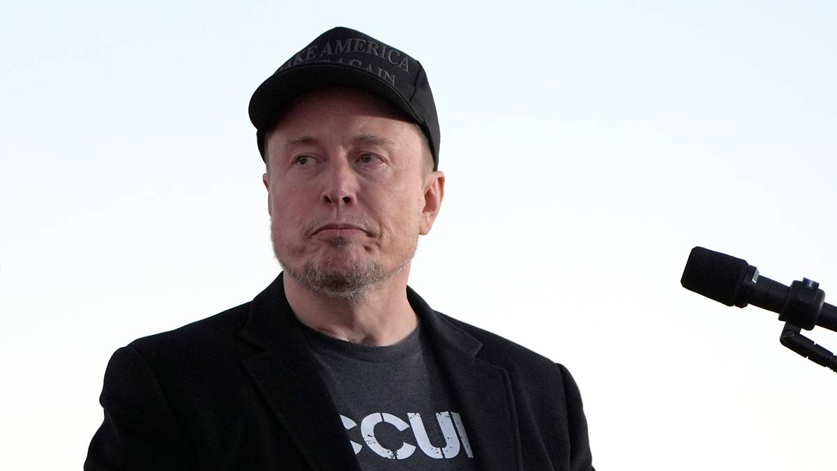 Obraźliwe komentarze sztucznej inteligencji. Platforma Muska reaguje na treści Groka