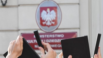 "Przyczyną odwołania dyrektor PISF naruszenie przepisów prawa". Gliński w liście do Wima Wendersa