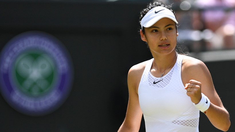 Wimbledon: Emma Raducanu w 1/8 finału. "Muszę zrobić pranie"