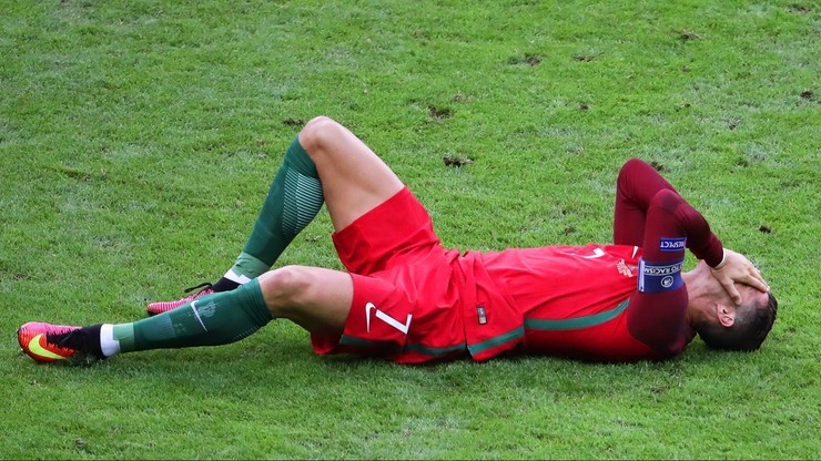 Dramat Cristiano Ronaldo! Portugalczyk opuszcza boisko ze łzami w oczach
