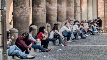 Włochy: życie singla droższe niż w rodzinie