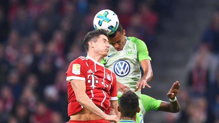Wpadka Bayernu z Wolfsburgiem! "Lewy" znowu wykorzystał karnego