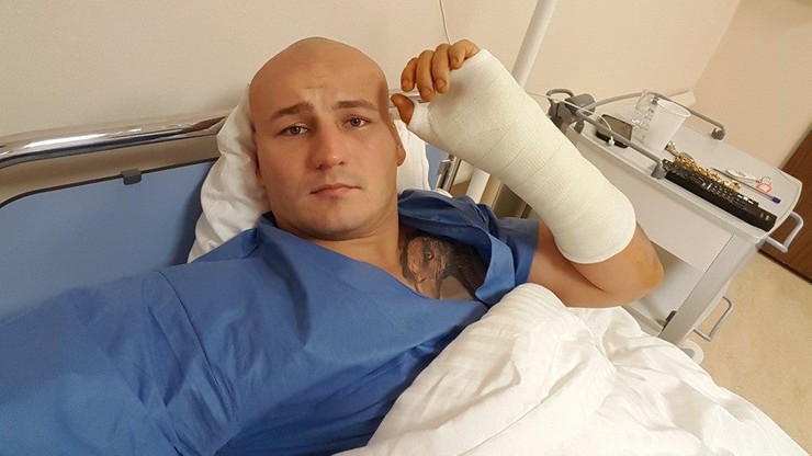 Artur Szpilka już po operacji