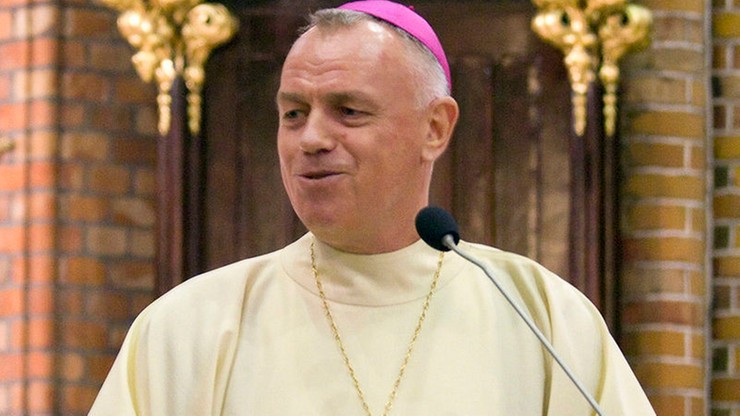 Biskup Kiernikowski rezygnuje. W tle zaniedbania ws. nadużyć seksualnych