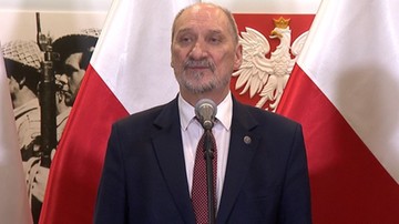 "Nowy minister ma prawo tworzyć własny zespół". Macierewicz o odwołaniu dotychczasowych wiceszefów MON