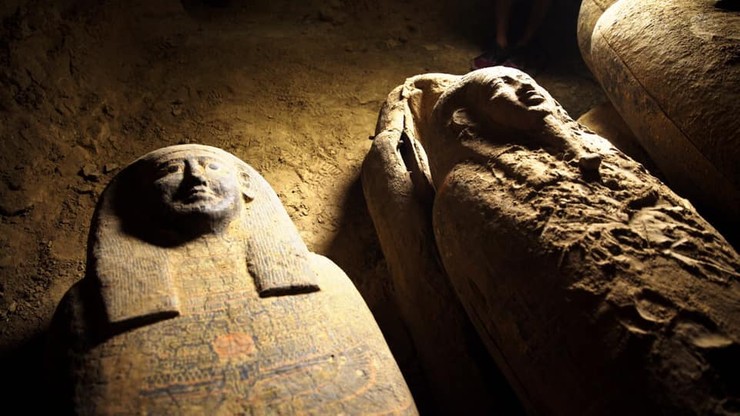 Zapieczętowane sarkofagi sprzed 2,5 tys. lat. Niezwykłe odkrycie w Egipcie