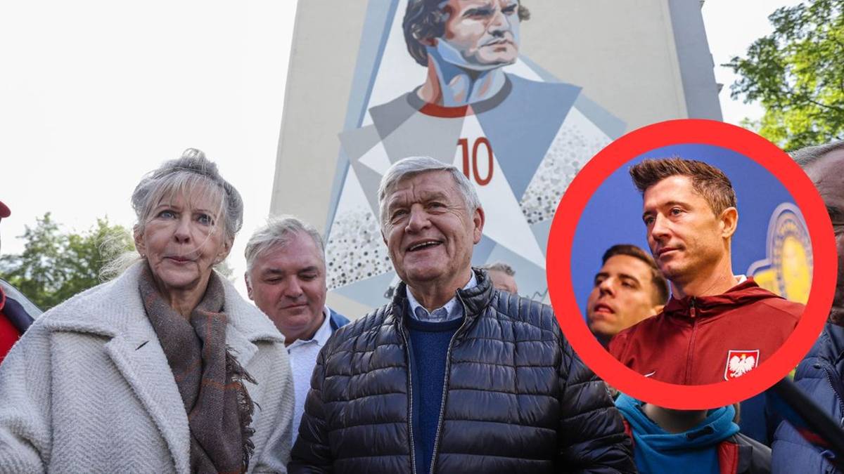 Portret Włodzimierza Lubańskiego na muralu, u boku kt&oacute;rego znajdują się zdjęcia os&oacute;b zgromadzonych na wydarzeniu, w tym Roberta Lewandowskiego.
