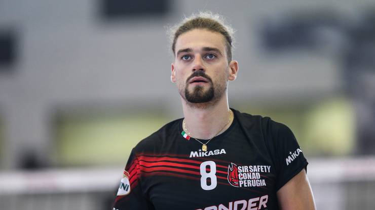 Atakujący - Kamil Rychlicki