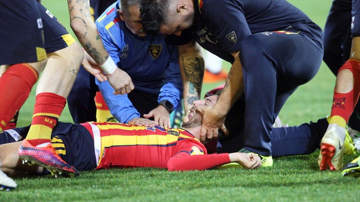 Piłkarz Lecce, który stracił przytomność, wraca do zdrowia