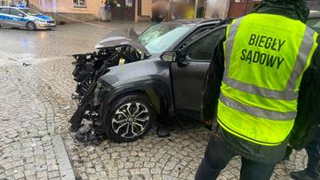 Wjechał w pieszych na chodniku. Dwie osoby zginęły