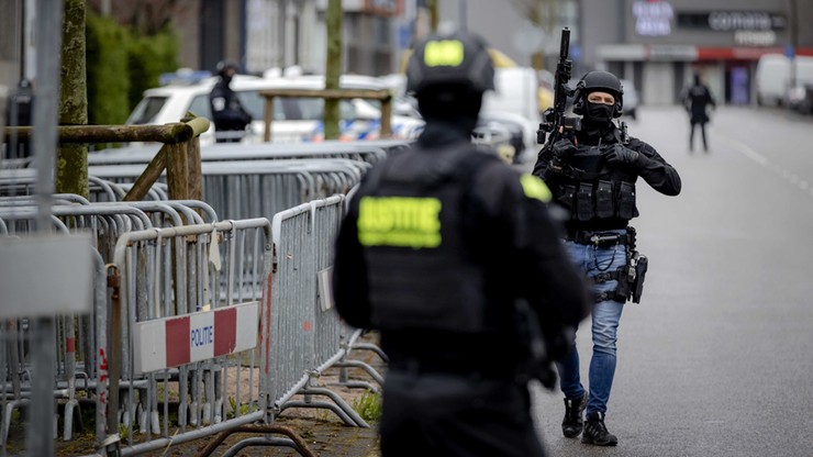 Holandia: udaremniono atak terrorystyczny na punkt szczepień