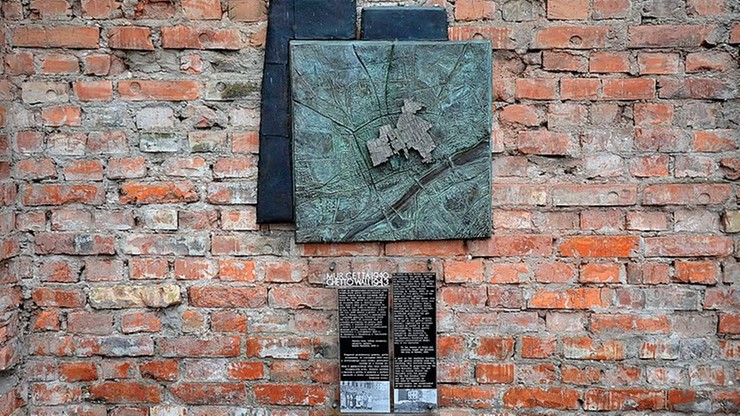 Mazowiecki konserwator chce wpisać do rejestru zabytków fragmenty muru getta w Warszawie
