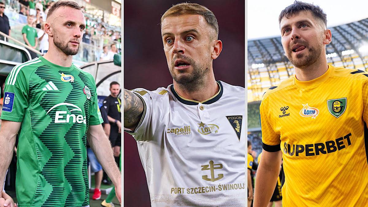Trzech piłkarzy w strojach klubowych: Kamil Grosicki w zielonej koszulce Pogoni Szczecin, Jan Grzesik w białej koszulce Radomiaka i Bartosz Nowak w ż&oacute;łtej koszulce GKS Katowice.