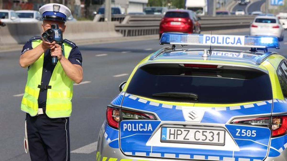 Pędził przez wieś ponad 200 km/h. Kuriozalne tłumaczenie kierowcy