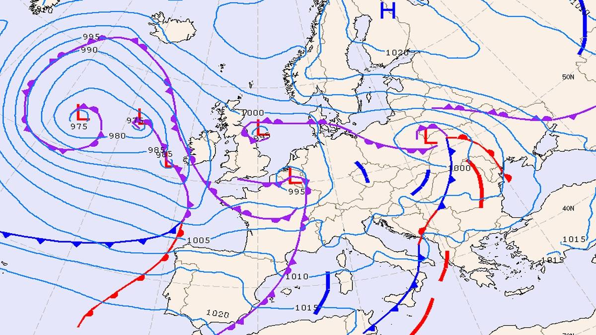 Cała parada układów niskiego ciśnienia nad Europą. Fot. KNMI.
