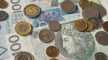 Tempo wzrostu wynagrodzeń wyhamowało. GUS podał najnowsze dane