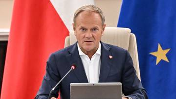 Tusk grzmi po łasce dla Bąkiewicza. Reaguje Duda