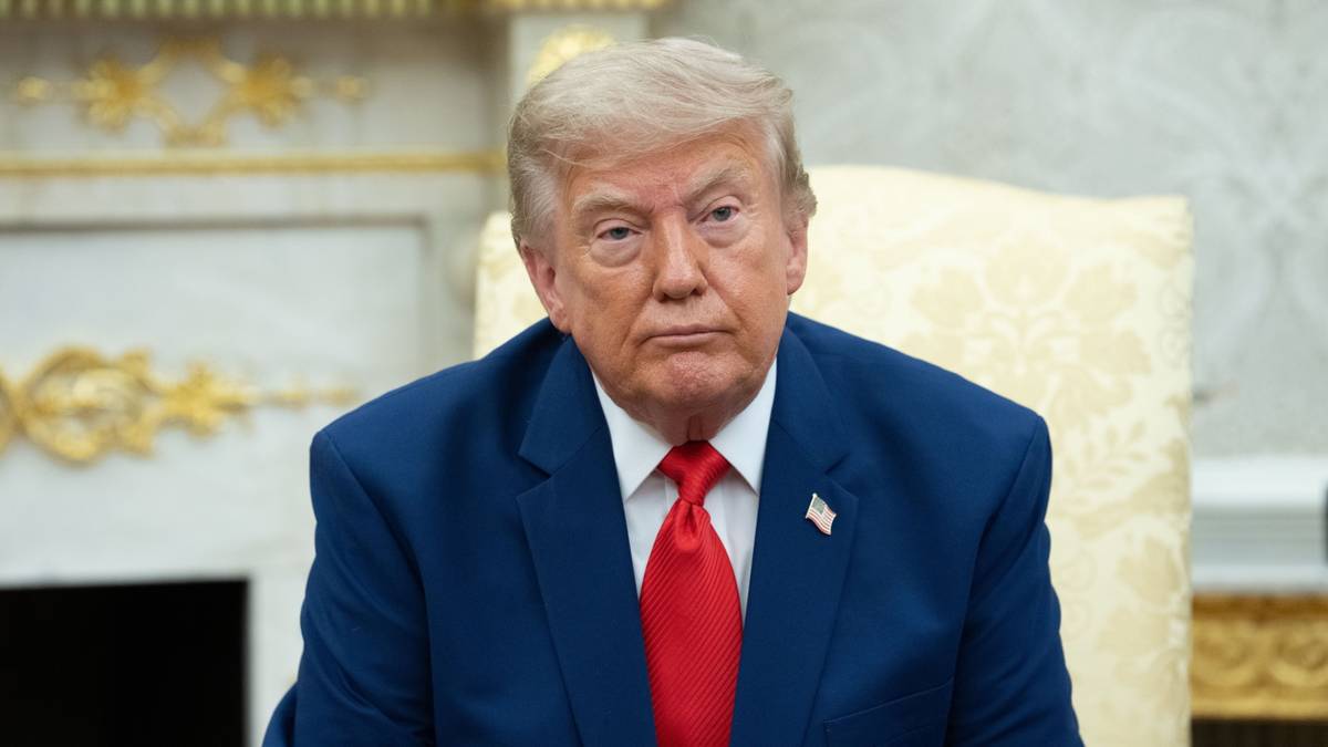 Donald Trump chce zaatakować cele nuklearne. Iran grozi "potężnym" odwetem