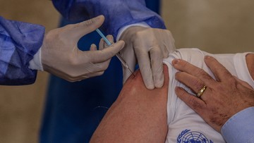 Izrael ogłosił ilu zaszczepionych zakaziło się koronawirusem 