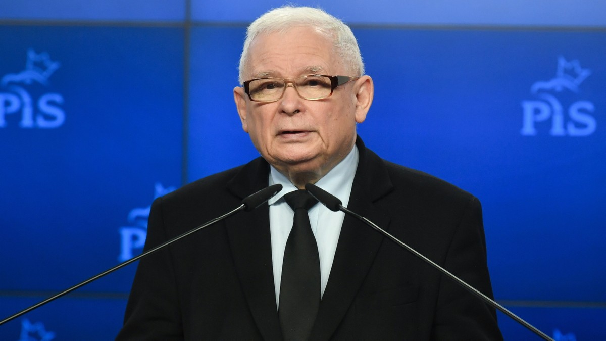 Prezes PiS Jarosław Kaczyński potwierdza zmiany w Zjednoczonej Prawicy. "Konsolidacja sił"