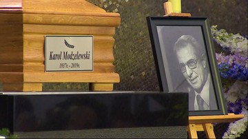 Pogrzeb prof. Karola Modzelewskiego. Spoczął obok grobu swojego przyjaciela - Jacka Kuronia