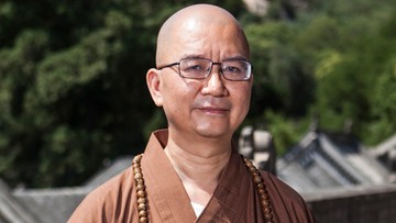 Wpływowy buddyjski mnich oskarżany o molestowanie. Chińska policja wszczęła śledztwo