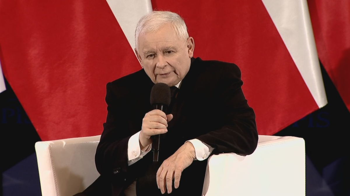 Rzecznik PiS zapowiada, że Kaczyński wraca do objazdu po Polsce. "Opozycja powinna się bać"