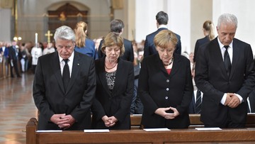 Monachium: hołd ofiarom masakry w centrum handlowym