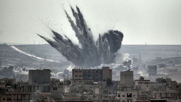 Wojna w Syrii. 53 osoby zginęły w nalotach na targ w Atareb. Większość ofiar to cywile