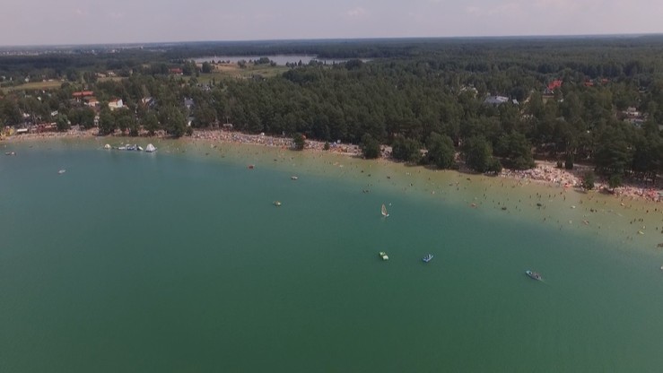 Zamknięte kąpieliska w Polsce. Sprawdź, gdzie nie można wchodzić do wody