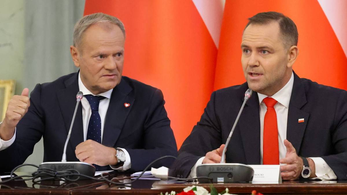 Tusk złożył jasną deklarację ws. wiatraków. Nawrocki od razu mu przerwał