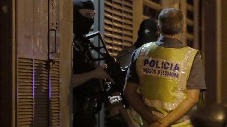 Hiszpania: policyjne kontrole w 90 meczetach
