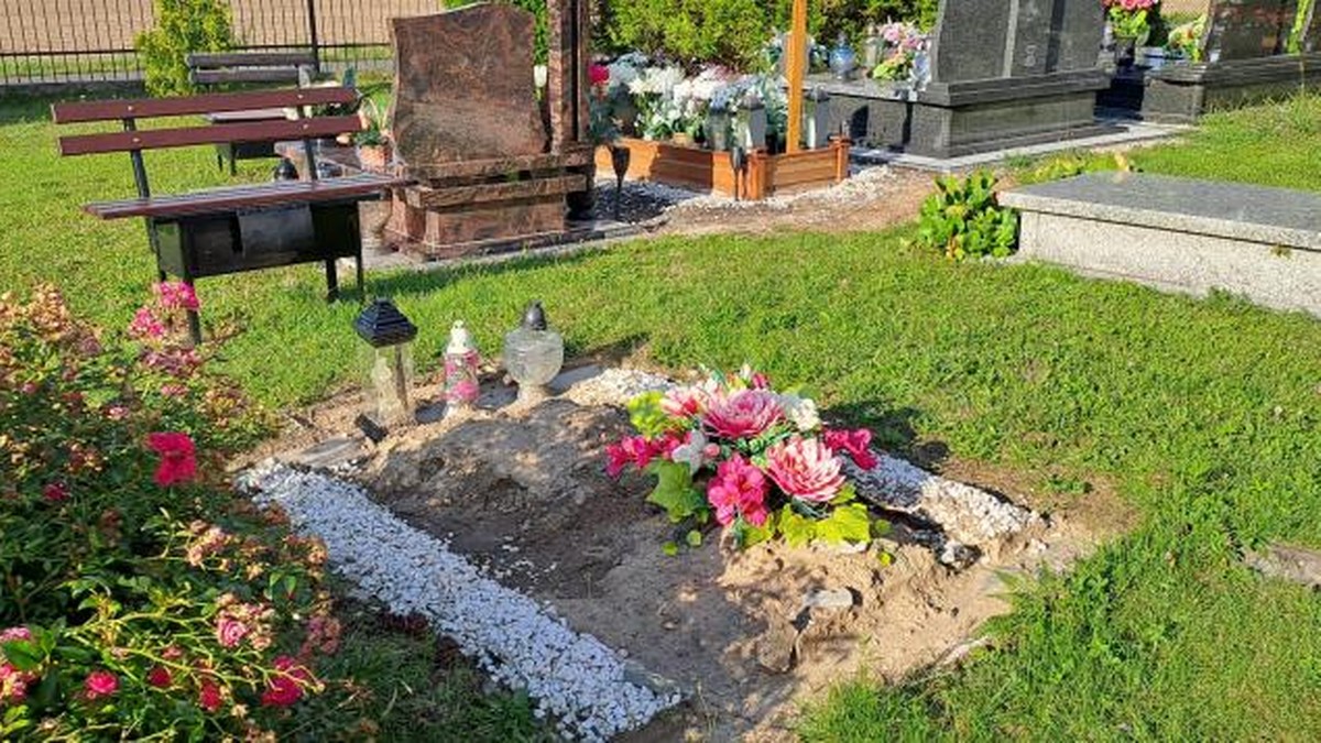 Kradzieże nagrobków z cmentarzy. Policja szuka sprawców przestępstwa