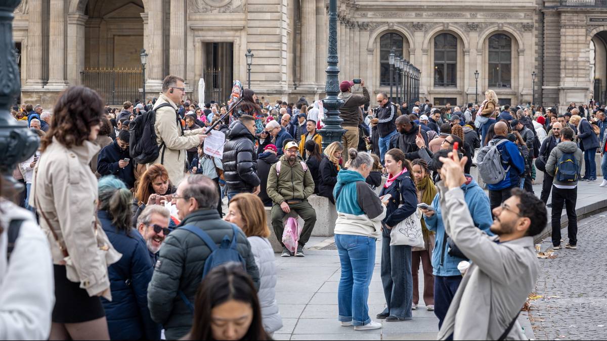 Policja zmienia trasę przemarszu studentów w Paryżu. Odpowiedź: Wzywamy do mobilizacji
