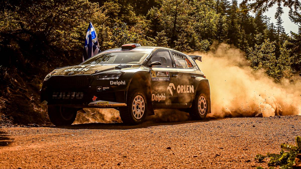 Kajetanowicz i Szczepaniak w czołowej trójce WRC2 Rajdu Akropolu