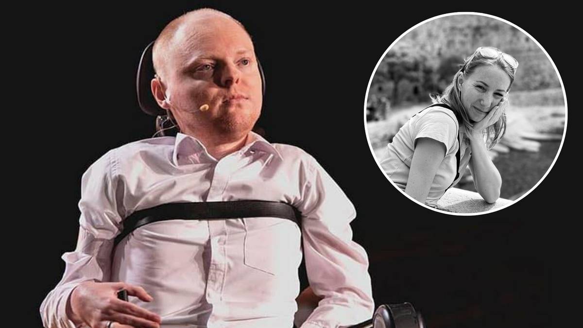 Łukasz Krasoń siedzi na wózku inwalidzkim, ubrany w białą koszulę. Obok, w okrągłym kadrze, znajduje się zdjęcie uśmiechniętej kobiety.