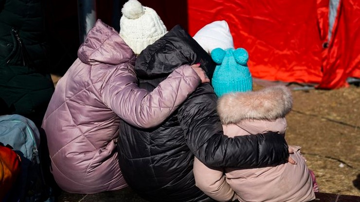 Ukraina. Ukrinform: do Rosji wywieziono już ponad 800 tys. osób, w tym 153 tys. dzieci