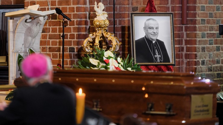 Pogrzeb kard. Grocholewskiego. Papież Franciszek złożył kondolencje