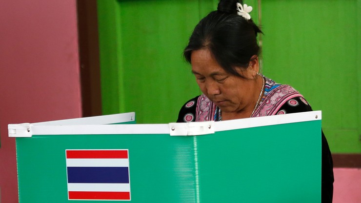 Tajlandia: częściowe wyniki wyborów parlamentarnych. Na prowadzeniu partia popierająca wojsko