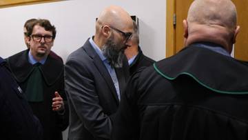 Emocje na sali sądowej. Ruszył proces księdza Michała Olszewskiego