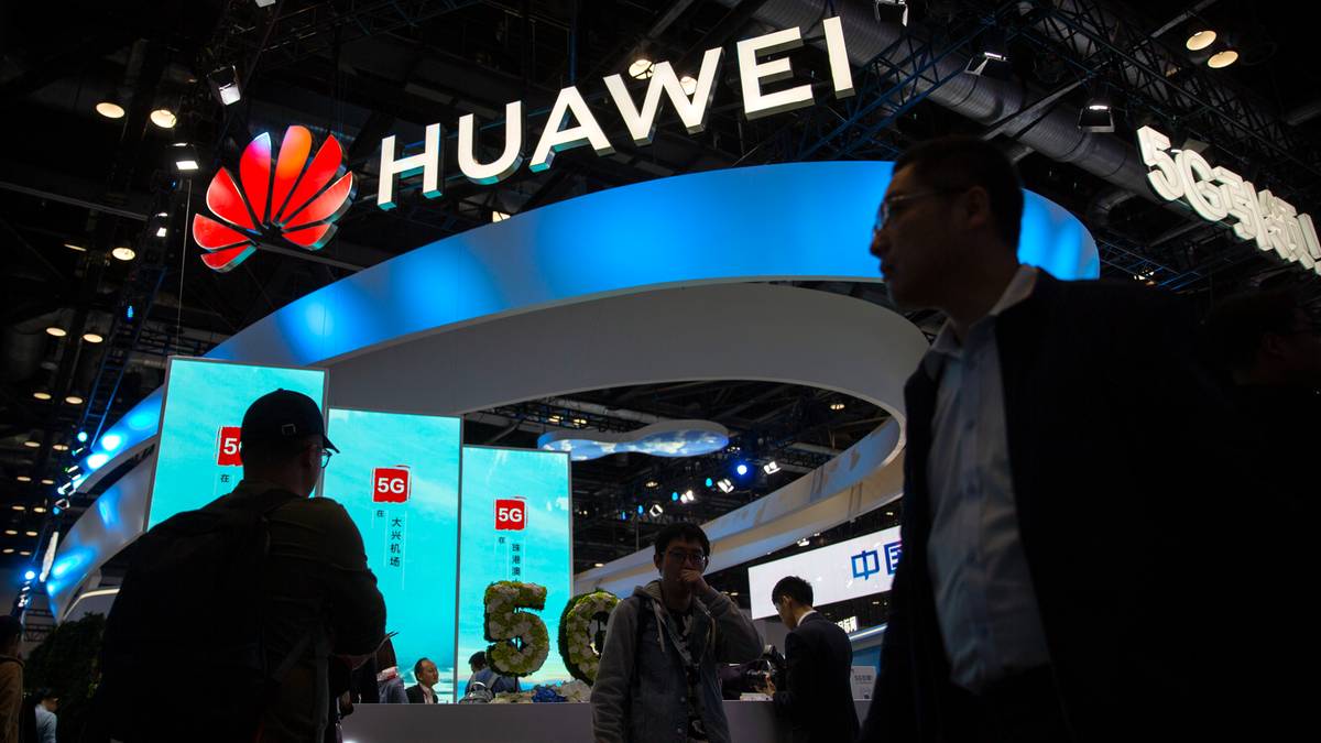 Huawei's new operating system is a real revolution.  Will it threaten Android?