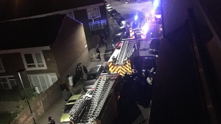 Pożar w wieżowcu w Londynie. W akcji uczestniczyło ponad 50 strażaków
