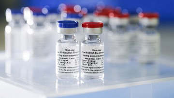 Rosyjska szczepionka na koronawirusa działa? "Wytworzyła przeciwciała u ochotników"