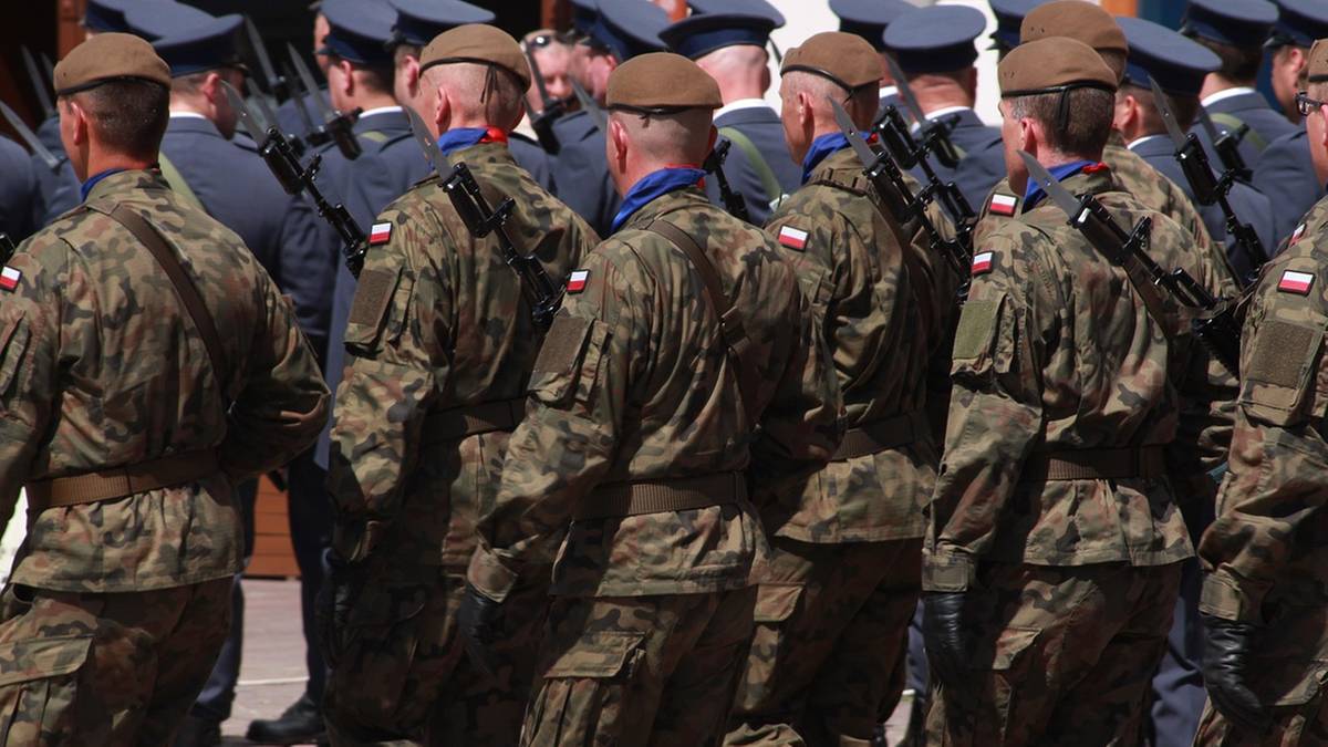 Ruszają powszechne szkolenia wojskowe. Rząd podaje pierwsze szczegóły