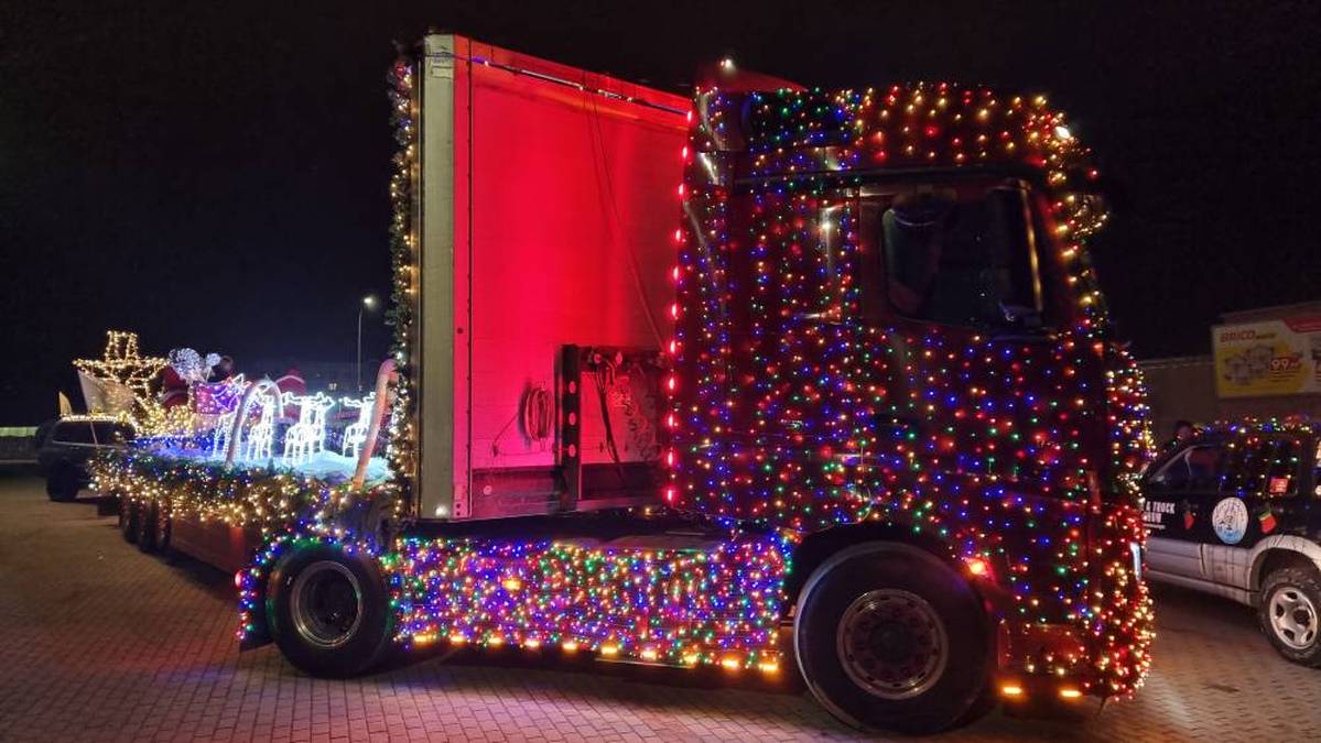 Mikołajowy przejazd zakończony mandatem. Wolontariusze proszą o wsparcie kierowcy