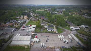 Baza przeładunkowa w środku osiedla. Mieszkańcy mają dość