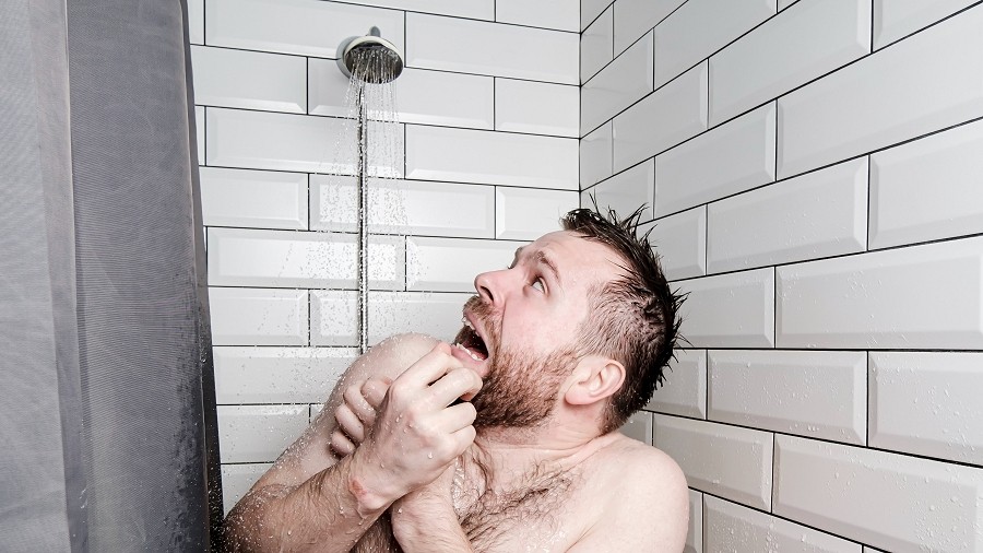 Lepiej nie bierz prysznica podczas burzy. Fot. Pixabay.