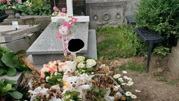 Okradziono grób 8-miesięcznej dziewczynki. "Nie mogę pojąć, kto mógł to zrobić"