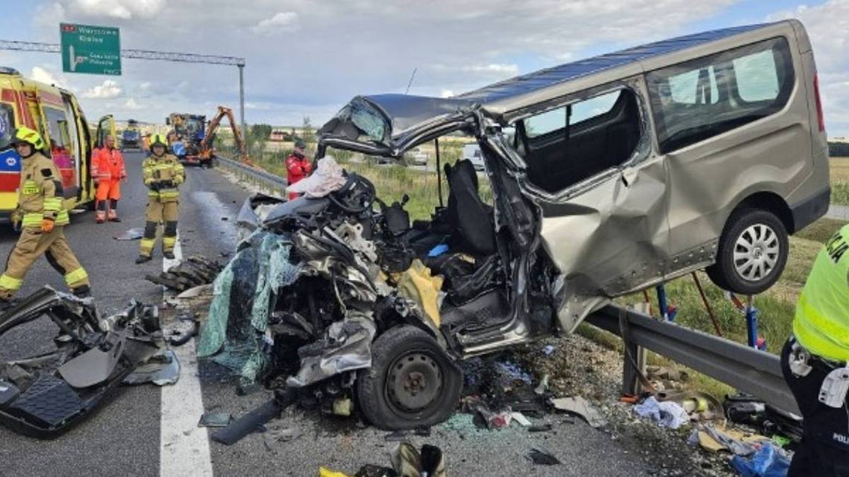 Tragiczny wypadek na S7. Zginęły cztery osoby